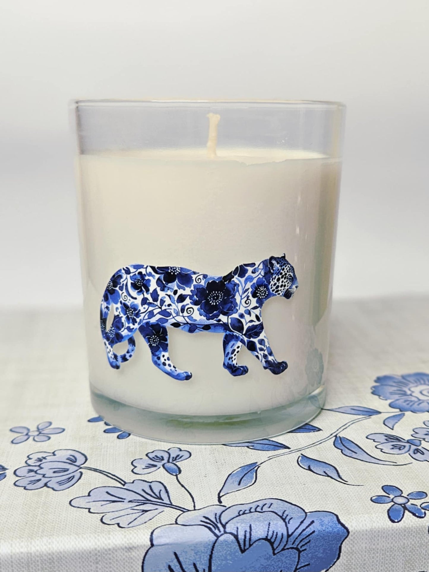 "Gingerbread Cookies" Chinoiserie, Botanical Soy/Coco Wax Candle (Large)